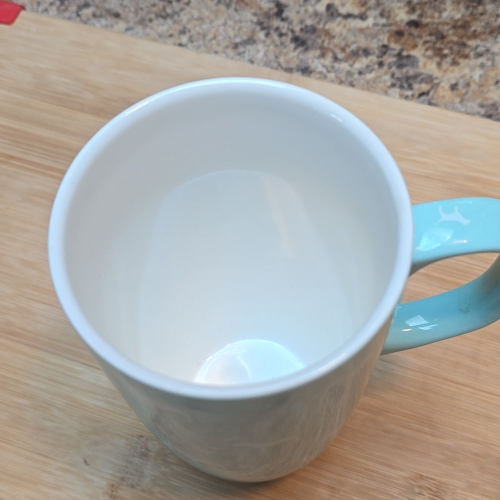 PINK Victoria’s Secret Tall Mug 23 oz – Blue Allover Dogs – Rare VS Fan Fav - Picture 3 of 8